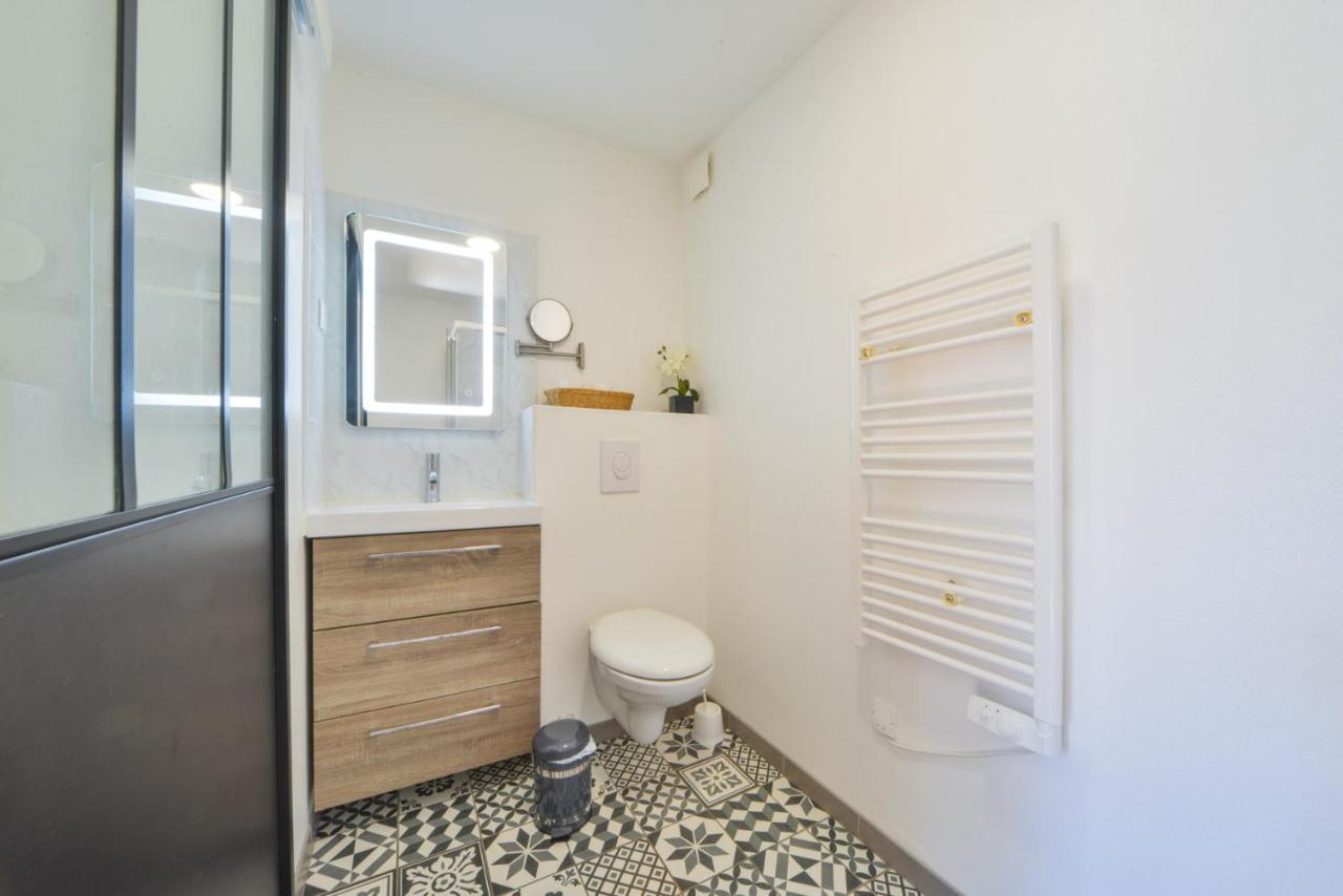 Fly Away Apartment Bourges Luaran gambar
