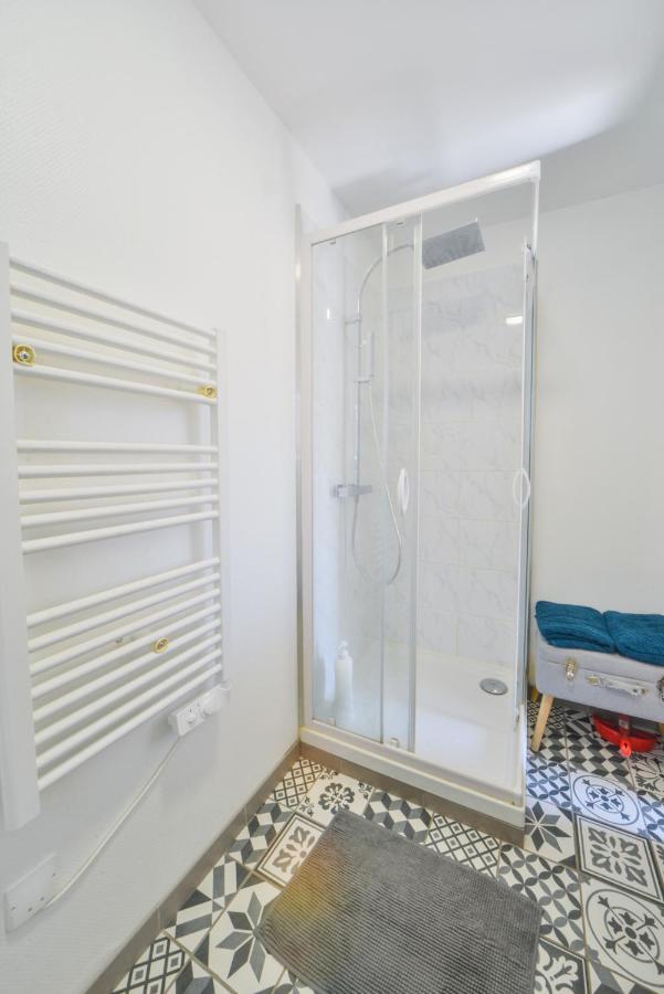 Fly Away Apartment Bourges Luaran gambar